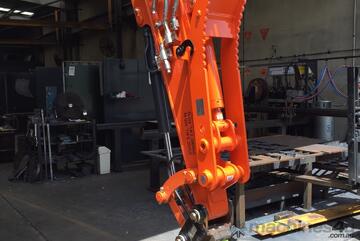 GARDNER ENGINEERING - 5 tonne Bracket Thumb