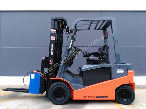 Business Class Toyota 2013 8FBN25 Container Mast Electric Forklift in very good condition.