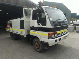 Isuzu NPS300 N8 NP - picture0' - Click to enlarge