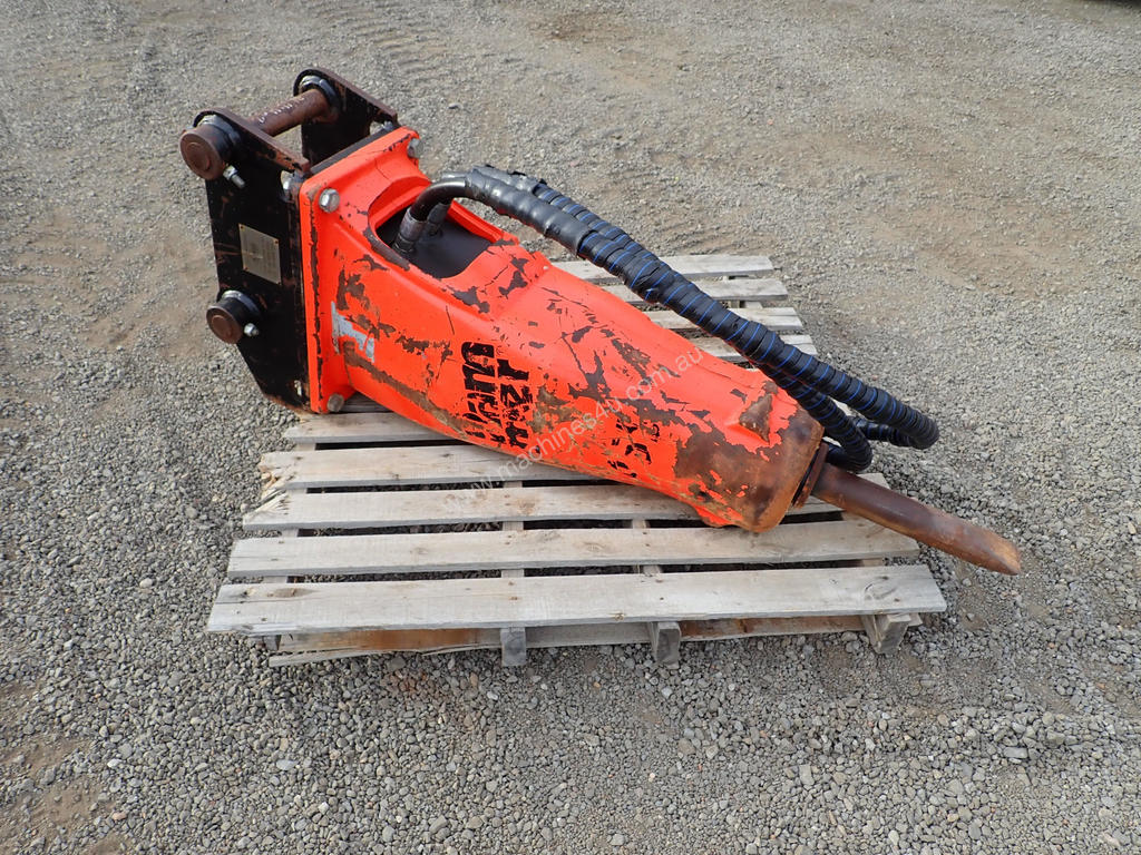 Used Rammer 455 Tractor Rock Crusher In , - Listed On Machines4u