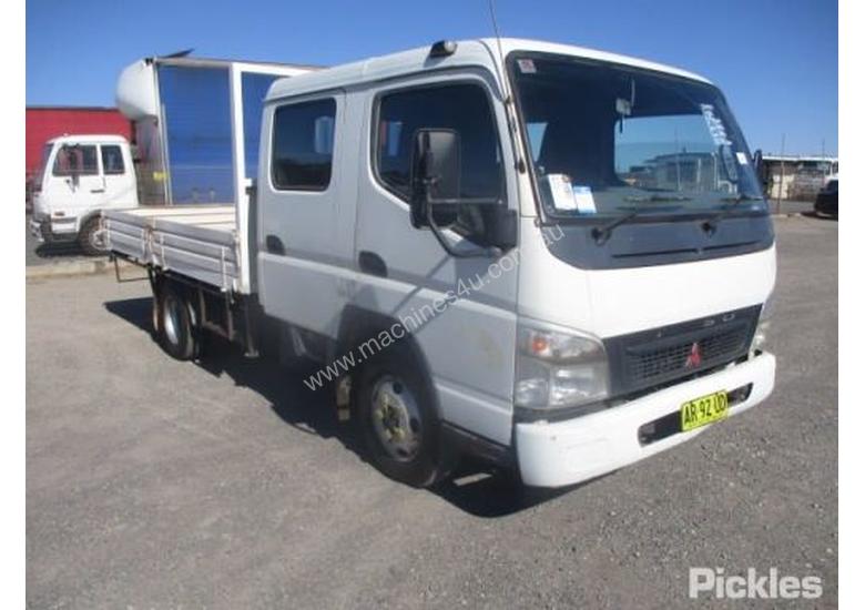 caption 2007 Mitsubishi Canter FE84