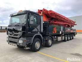 2012 Mercedes-Benz Actros 4144 - picture2' - Click to enlarge