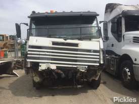 1994 Scania P113M - picture1' - Click to enlarge
