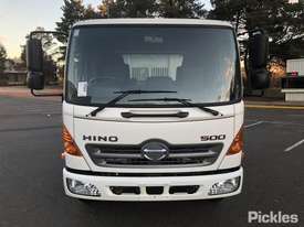 2010 Hino FC4J Series 2 - picture1' - Click to enlarge