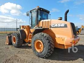 CASE 821F Wheel Loader - picture2' - Click to enlarge