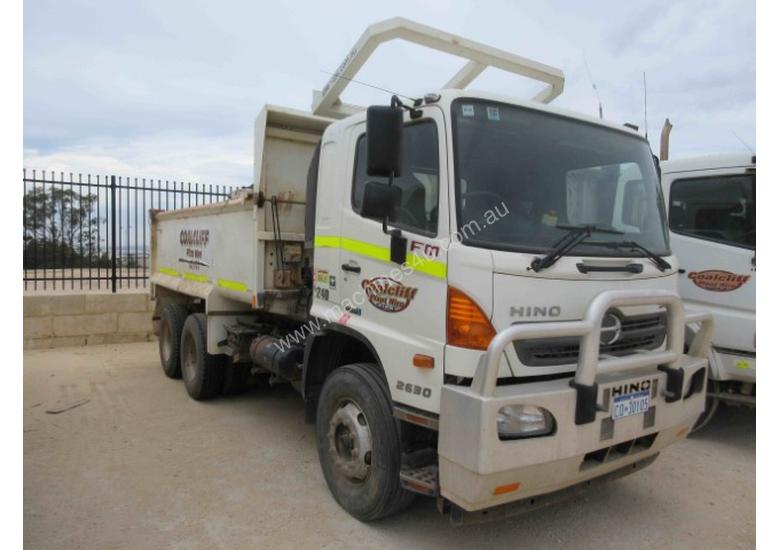 caption 2012 HINO FM 500 2630 EURO 5 TIPPER TRUCK