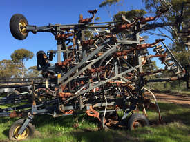 Flexicoil 820 Air Seeder Seeding/Planting Equip - picture2' - Click to enlarge