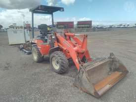 Kubota R420S - picture0' - Click to enlarge