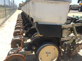 Norseman 12m Precision Planters Seeding/Planting Equip - picture0' - Click to enlarge