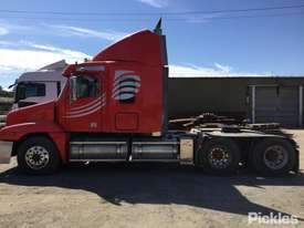2009 Freightliner CST120 - picture2' - Click to enlarge