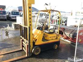 Hyster S30A - picture2' - Click to enlarge