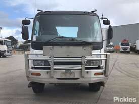 2004 Isuzu GVR - picture1' - Click to enlarge