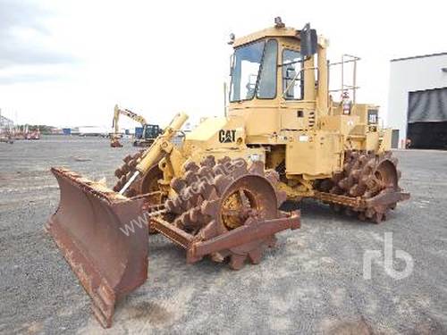 CATERPILLAR 815B Compactor