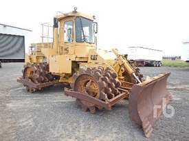 CATERPILLAR 815B Compactor - picture0' - Click to enlarge