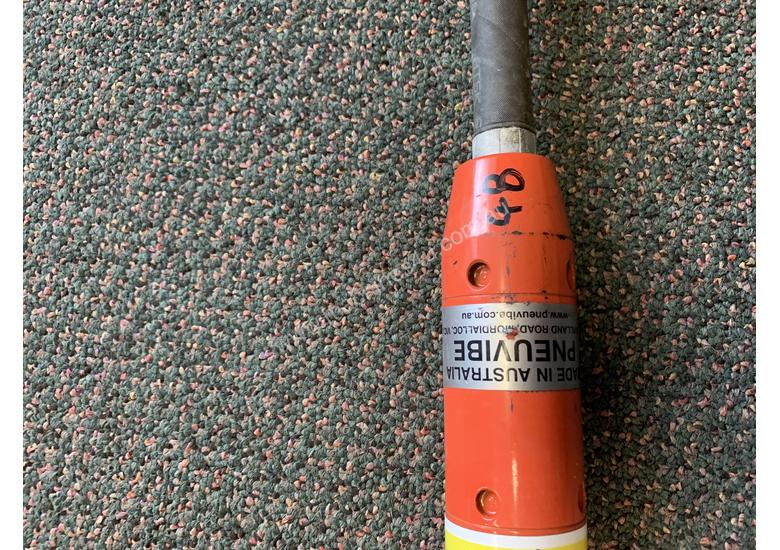 caption Pneuvibe 48mm Underground Borer