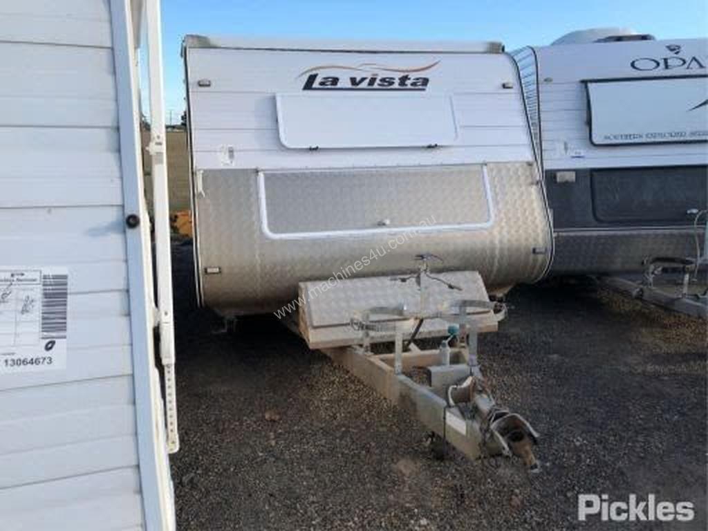 Buy Used LA Vista 2009 LA Vista El Toro Box Trailer in , Listed on