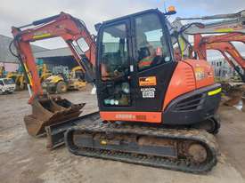2017 KUBOTA KX080 8.2T EXCAVATOR WITH LOW 1996 HOURS AND RUBBER TRACKS  - picture0' - Click to enlarge