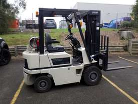 Crown Container Mast Forklift - picture2' - Click to enlarge