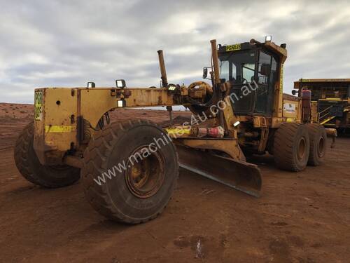 2007 Komatsu GD825A-2 Grader