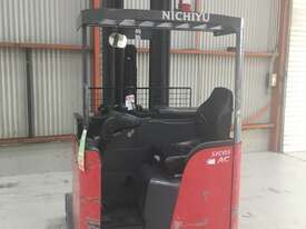 2.0T Battery Electric Reach Sit Down Forklift - picture2' - Click to enlarge