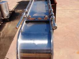 Incline Cleated Belt Conveyor, 6000mm L x 300mm W - picture2' - Click to enlarge
