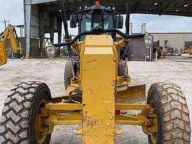 2014 Caterpillar 140M3 - picture2' - Click to enlarge