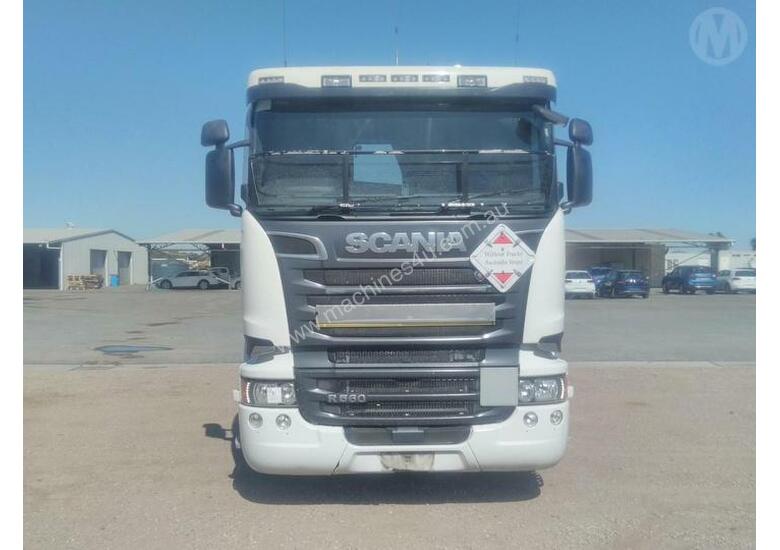 caption Scania R560