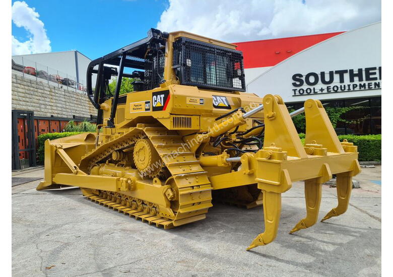 caption 2008 Caterpillar D7R XR II Bulldozer (Stock No. 78592) DOZCATRT