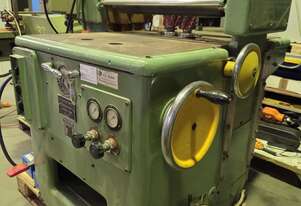 HELMA AUTO TWIN COPY SHAPER 500mm Wide. WOODTRON T130A*Sold*. 3 xHead Sliding Table TENONER Taiwan