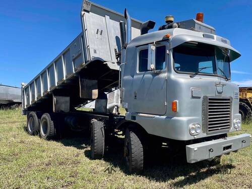 LEADER A8 series tipping truck