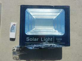 Unused 100W LED Light - picture0' - Click to enlarge