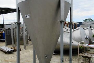 Powder Hopper (Stainless Steel), Capacity: 2Cu Mtr
