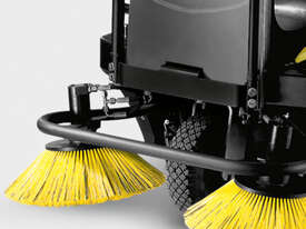 Karcher Brand New - Indoor/Outdoor Ride On Sweeper - picture2' - Click to enlarge