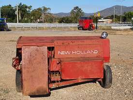 Used New Holland 317 Square Baler - picture1' - Click to enlarge