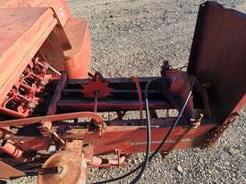 Used New Holland 317 Square Baler - picture2' - Click to enlarge