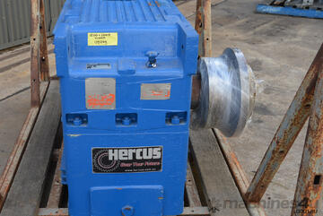 DAVID BROWN GEARBOX B3 355 39.006:1 Enclosed Gear Drive Gear Box 95kW 1450rpm