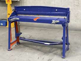 Foot Operated Guillotine - 1300mm x 1.2mm Manual Back Gauge -  - picture0' - Click to enlarge
