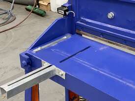 Foot Operated Guillotine - 1300mm x 1.2mm Manual Back Gauge -  - picture2' - Click to enlarge