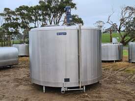 STAINLESS STEEL TANK, MILK VAT 7000lt - picture0' - Click to enlarge