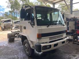 1993 ISUZU FSR32 WRECKING STOCK #2068 - picture0' - Click to enlarge