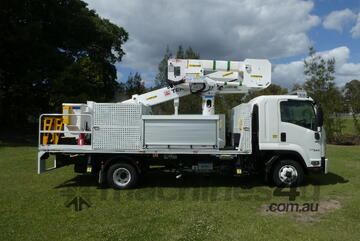 Terex LTM40 Insulated Truck mounted EWP