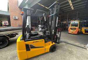 2 Tonne Electric Hyundai Forklift For Sale