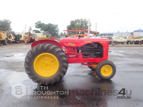 CIRCA 1948-58 MASSEY HARRIS 744D VINTAGE 4X2 TRACTOR