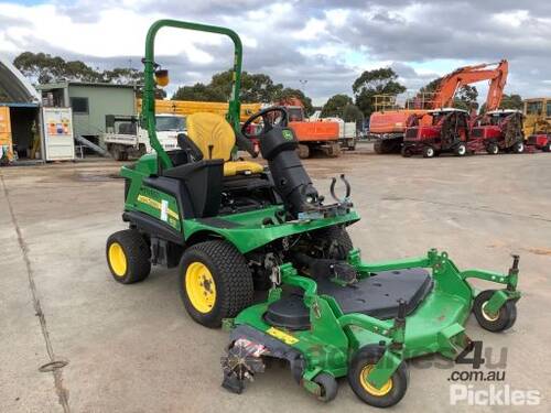 John Deere 1570 Terrain Cut