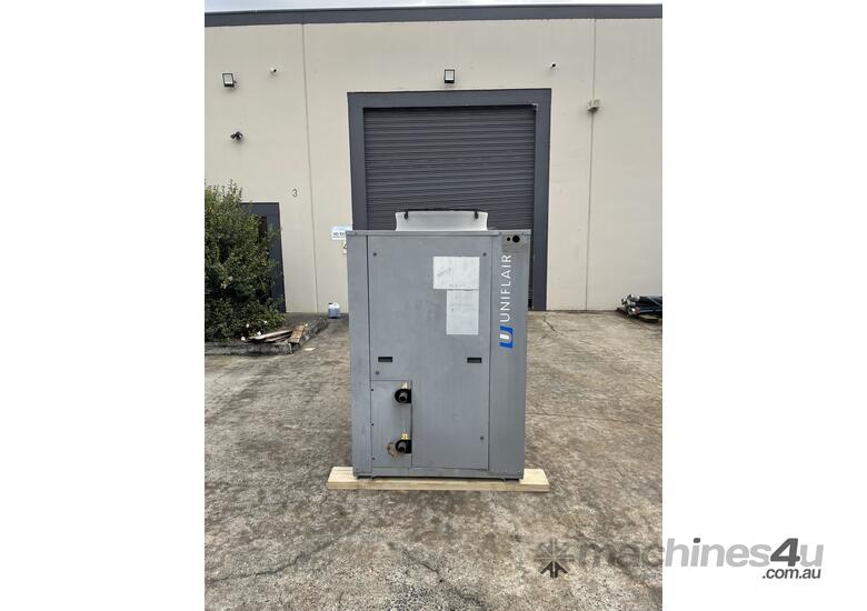 caption Large Industrial Water Chiller - Uniflair ERAF1221A
