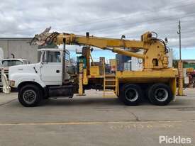 1994 Ford Louisville L8000 - picture1' - Click to enlarge