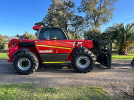 Manitou MHT-X 860L Telescopic Handler Telescopic Handler - picture2' - Click to enlarge