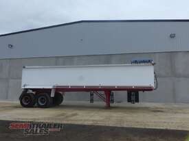 Centurian Bogie Centrepoint Axle Tipper - picture0' - Click to enlarge