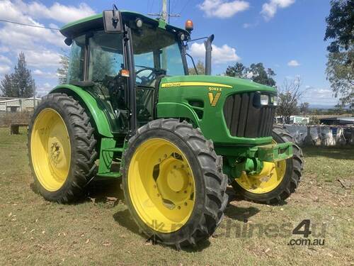 John Deere 5083E MFWD Cab