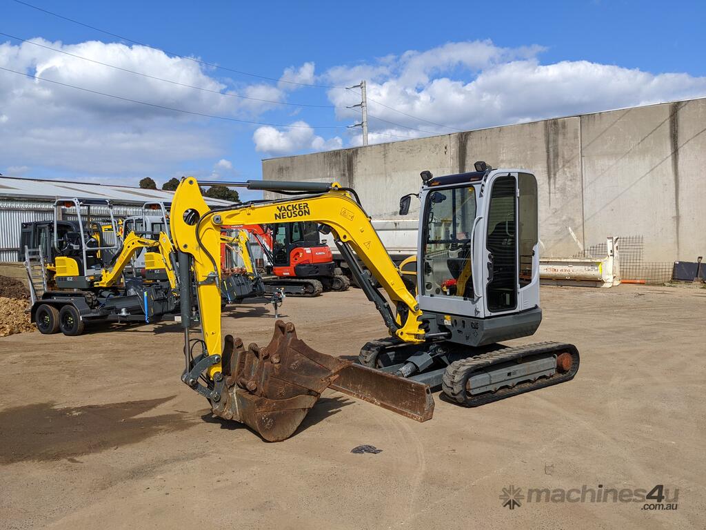 Used 2017 wacker neuson EZ38 Excavator in , Listed on Machines4u